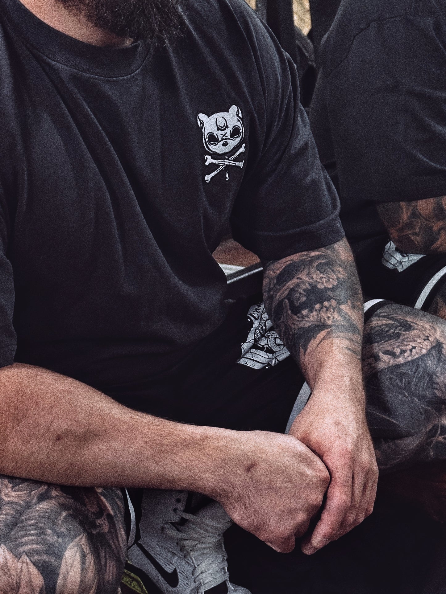 NOURS TATTOO (T-shirt premium brodé - oversize / délavé)